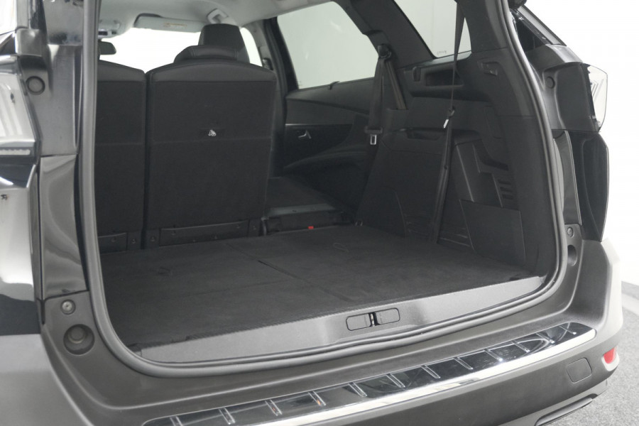 Peugeot 5008 PureTech 130 EAT8 Allure Pack | Stoelverwarming | Camera | Dodehoekdetectie | Navigatie