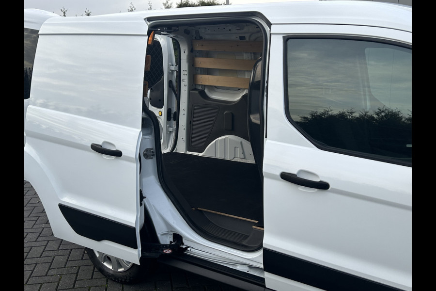 Ford Transit Connect 1.5 EcoBlue / L1H1 / 1e EIG. / 93.218 KM !! / TREKHAAK / AIRCO / CRUISE / NAVI / CAMERA / 3-ZITS / APPLE CARPLAY