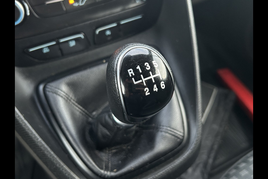 Ford Transit Connect 1.5 EcoBlue / L1H1 / 1e EIG. / 93.218 KM !! / TREKHAAK / AIRCO / CRUISE / NAVI / CAMERA / 3-ZITS / APPLE CARPLAY