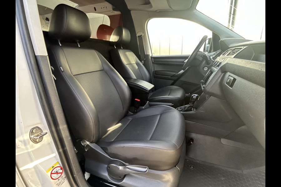 Volkswagen Caddy 1.4 TSI 126 PK / DSG AUTOMAAT / L1H1 / 1e EIG. / TREKHAAK / IMPERIAAL / AIRCO / CRUISE / NAVI / APPLE CARPLAY