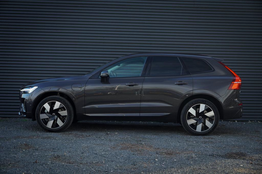 Volvo XC60 2.0 T6 Plug-in hybrid AWD Plus Dark / Pano / Harman Kardon / 20'' / Incl BTW