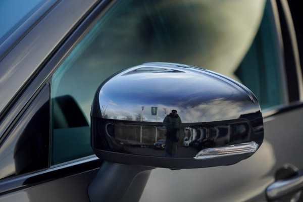 Volvo XC60 2.0 T6 Plug-in hybrid AWD Plus Dark / Pano / Harman Kardon / 20'' / Incl BTW