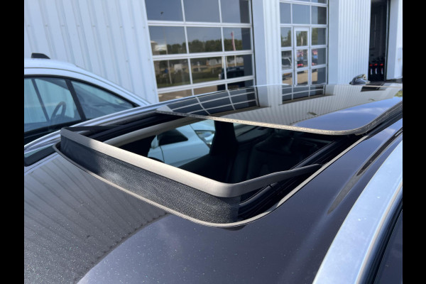 Volvo XC60 2.0 T8 Plug-in hybrid AWD Inscription Zuid | 455pk | Parking Pack | Stoelverwarming | 2.250kg Trekgewicht