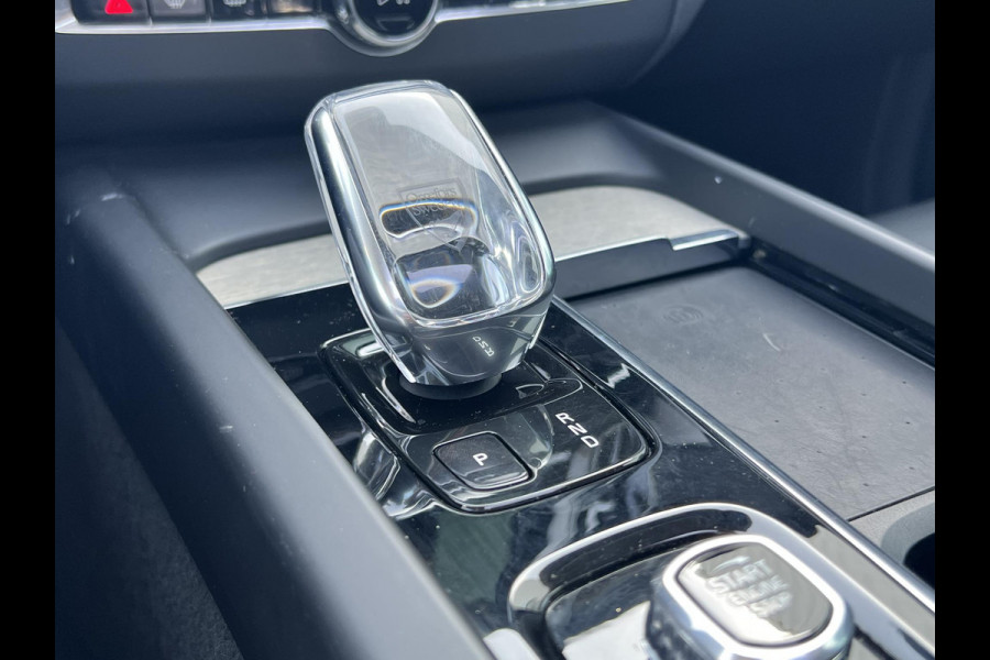Volvo XC60 2.0 T8 Plug-in hybrid AWD Inscription Zuid | 455pk | Parking Pack | Stoelverwarming | 2.250kg Trekgewicht