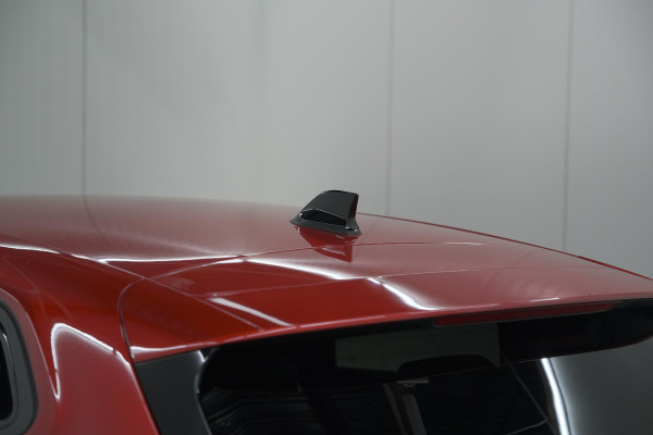 Renault Clio TCe 90 GPF techno | 360 Camera | Adaptieve Cruise Control | Navigatie | 9.3 Inch Groot Scherm