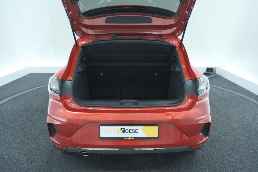 Renault Clio TCe 90 GPF techno | 360 Camera | Adaptieve Cruise Control | Navigatie | 9.3 Inch Groot Scherm