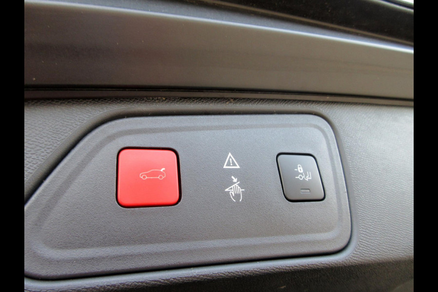 Peugeot 3008 1.2 PureTech GT Line*LED*360Cam*19 inch*