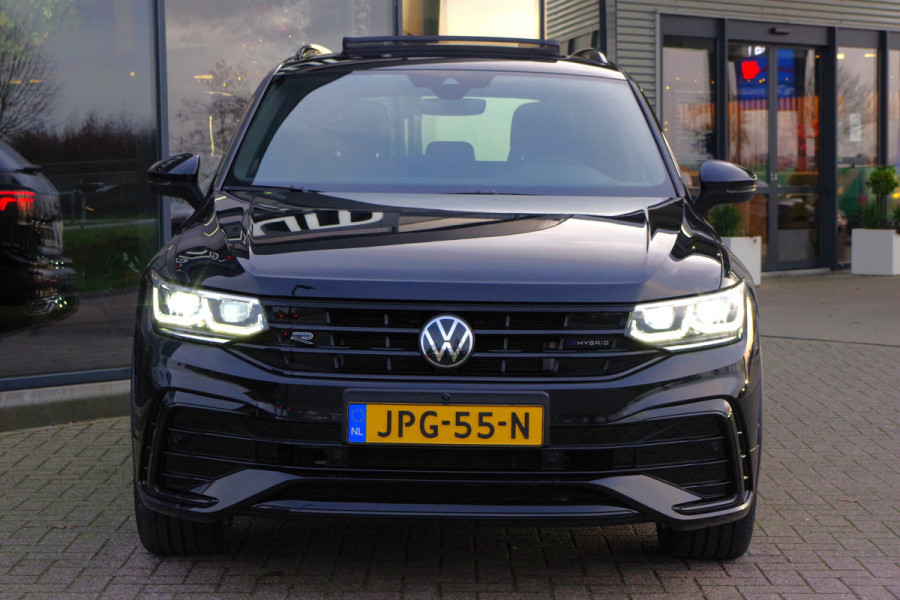 Volkswagen Tiguan 1.4 TSI eHybrid 245 PK R-Line BNS+ PHEV, Panoramadak, 360 Camera, Leder, Winterpakket, Carplay