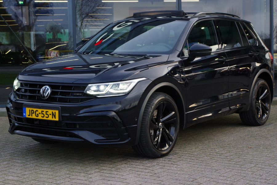 Volkswagen Tiguan 1.4 TSI eHybrid 245 PK R-Line BNS+ PHEV, Panoramadak, 360 Camera, Leder, Winterpakket, Carplay