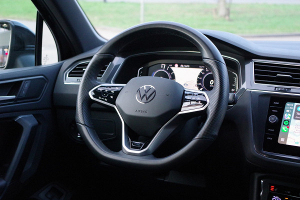 Volkswagen Tiguan 1.4 TSI eHybrid 245 PK R-Line BNS+ PHEV, Panoramadak, 360 Camera, Leder, Winterpakket, Carplay