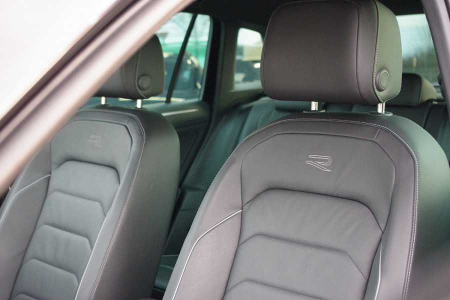 Volkswagen Tiguan 1.4 TSI eHybrid 245 PK R-Line BNS+ PHEV, Panoramadak, 360 Camera, Leder, Winterpakket, Carplay