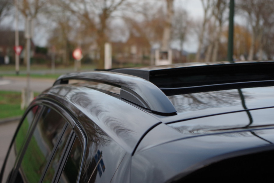 Volkswagen Tiguan 1.4 TSI eHybrid 245 PK R-Line BNS+ PHEV, Panoramadak, 360 Camera, Leder, Winterpakket, Carplay