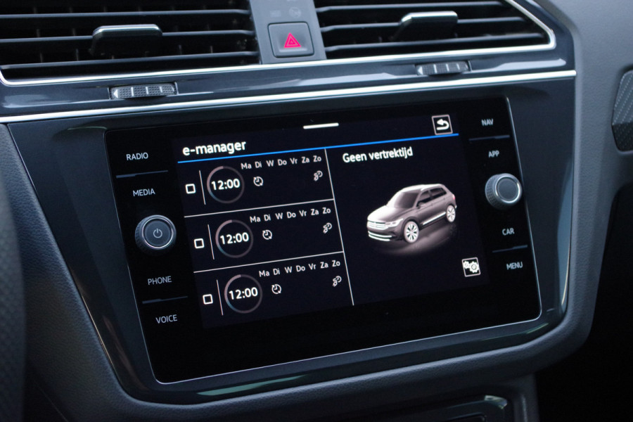 Volkswagen Tiguan 1.4 TSI eHybrid 245 PK R-Line BNS+ PHEV, Panoramadak, 360 Camera, Leder, Winterpakket, Carplay