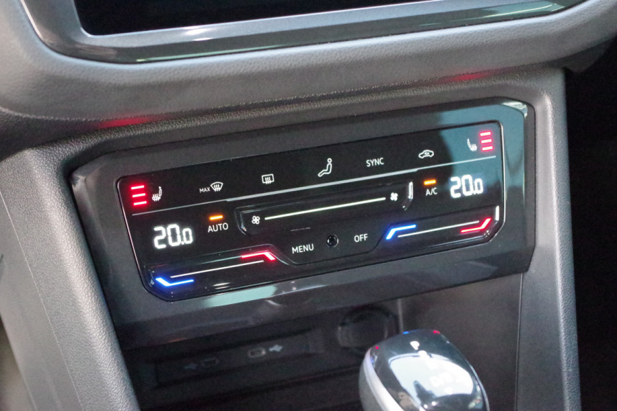 Volkswagen Tiguan 1.4 TSI eHybrid 245 PK R-Line BNS+ PHEV, Panoramadak, 360 Camera, Leder, Winterpakket, Carplay