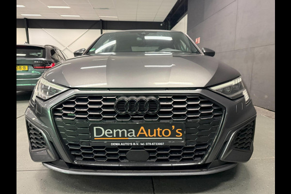 Audi A3 Limousine 35 TFSI 2X S-LINE BLACK-LINE V-COCKPIT/NAVI/DAB/CARPLAY/ECC/PDC/CRUISE///