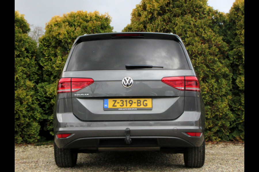 Volkswagen Touran 1.5 TSI Highline Automaat*Navi*Pano.dak*Trekhaak*