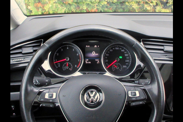 Volkswagen Touran 1.5 TSI Highline Automaat*Navi*Pano.dak*Trekhaak*