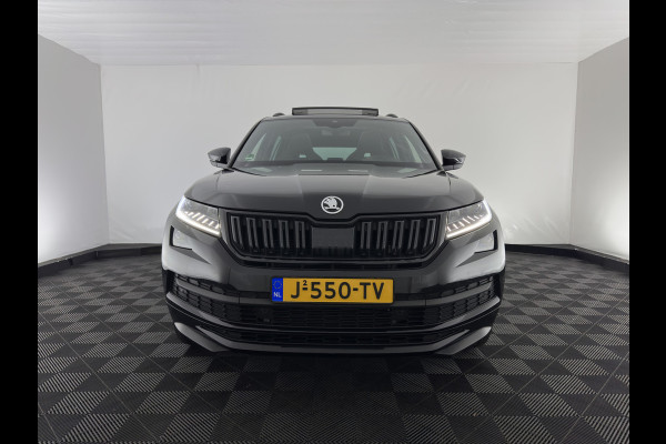 Škoda Kodiaq 1.5 TSI Sportline Business (INCL-BTW) Aut. *PANO | LEATHER-MICROFIBRE | FULL-LED | MEMORY-PACK | SPORTSEATS | SHIFT-PADDLES | ADAPTIVE-CRUISE | DIGI-COCKPIT | NAVI-FULLMAP | CANTON-AUDIO | DAB | AMBIENT-LIGHT | KEYLESS