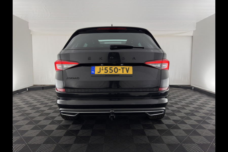 Škoda Kodiaq 1.5 TSI Sportline Business (INCL-BTW) Aut. *PANO | LEATHER-MICROFIBRE | FULL-LED | MEMORY-PACK | SPORTSEATS | SHIFT-PADDLES | ADAPTIVE-CRUISE | DIGI-COCKPIT | NAVI-FULLMAP | CANTON-AUDIO | DAB | AMBIENT-LIGHT | KEYLESS