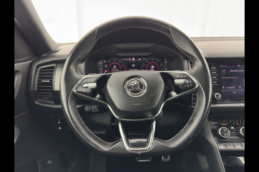 Škoda Kodiaq 1.5 TSI Sportline Business (INCL-BTW) Aut. *PANO | LEATHER-MICROFIBRE | FULL-LED | MEMORY-PACK | SPORTSEATS | SHIFT-PADDLES | ADAPTIVE-CRUISE | DIGI-COCKPIT | NAVI-FULLMAP | CANTON-AUDIO | DAB | AMBIENT-LIGHT | KEYLESS
