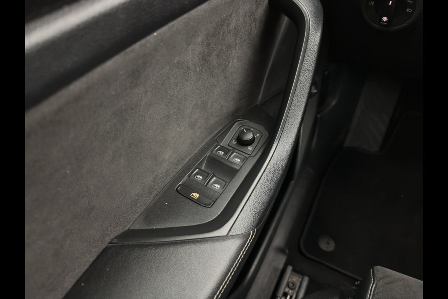 Škoda Kodiaq 1.5 TSI Sportline Business (INCL-BTW) Aut. *PANO | LEATHER-MICROFIBRE | FULL-LED | MEMORY-PACK | SPORTSEATS | SHIFT-PADDLES | ADAPTIVE-CRUISE | DIGI-COCKPIT | NAVI-FULLMAP | CANTON-AUDIO | DAB | AMBIENT-LIGHT | KEYLESS