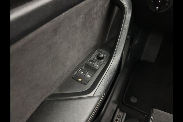 Škoda Kodiaq 1.5 TSI Sportline Business (INCL-BTW) Aut. *PANO | LEATHER-MICROFIBRE | FULL-LED | MEMORY-PACK | SPORTSEATS | SHIFT-PADDLES | ADAPTIVE-CRUISE | DIGI-COCKPIT | NAVI-FULLMAP | CANTON-AUDIO | DAB | AMBIENT-LIGHT | KEYLESS