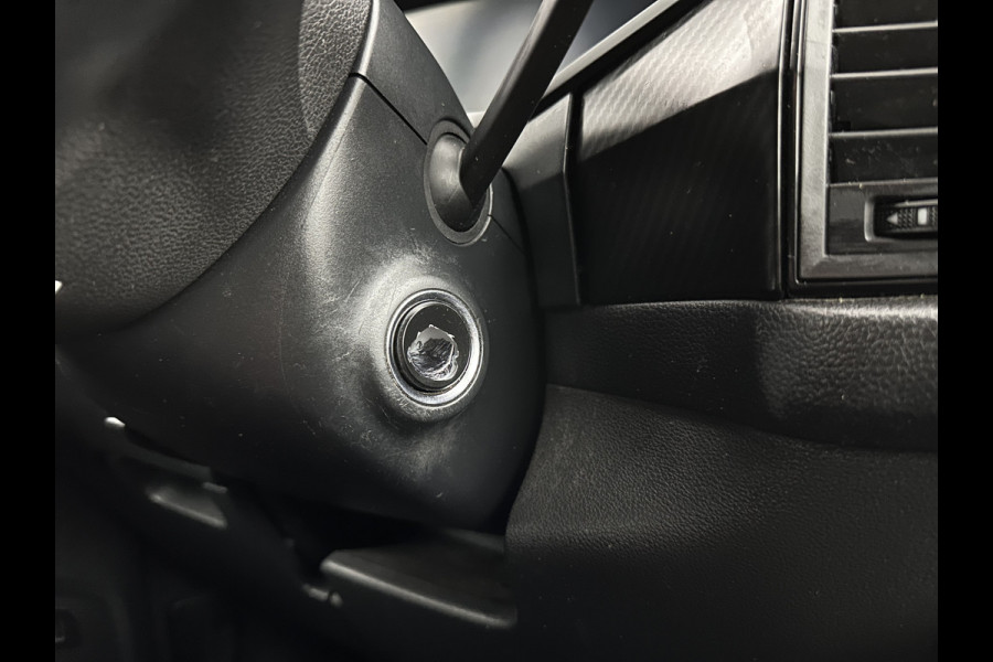 Škoda Kodiaq 1.5 TSI Sportline Business (INCL-BTW) Aut. *PANO | LEATHER-MICROFIBRE | FULL-LED | MEMORY-PACK | SPORTSEATS | SHIFT-PADDLES | ADAPTIVE-CRUISE | DIGI-COCKPIT | NAVI-FULLMAP | CANTON-AUDIO | DAB | AMBIENT-LIGHT | KEYLESS