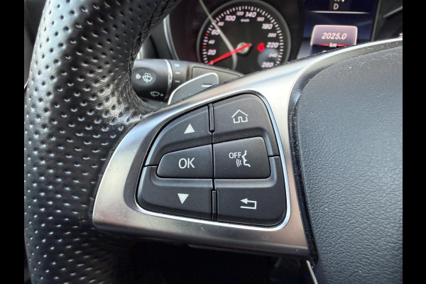 Mercedes-Benz C-Klasse 200 4matic AMG | Navigatie | Camera | Stoelkoeling & Verwarming | 19 Inch Lichtmetalen Velgen |