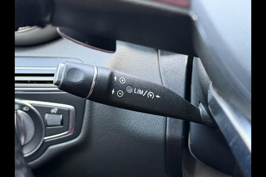 Mercedes-Benz C-Klasse 200 4matic AMG | Navigatie | Camera | Stoelkoeling & Verwarming | 19 Inch Lichtmetalen Velgen |