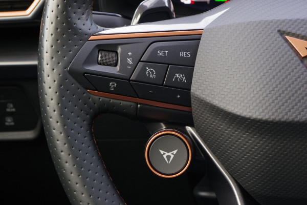 CUPRA Leon Sportstourer 1.4 e-Hybrid 245 PK VZ Adrenaline, Winterpakket, Stuur-Startknop, LED, Carplay, Memory