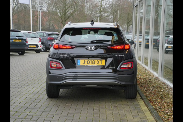 Hyundai Kona EV Comfort 64 kWh | SoH 98% | Navigatie | DAB | Adaptive Cruise