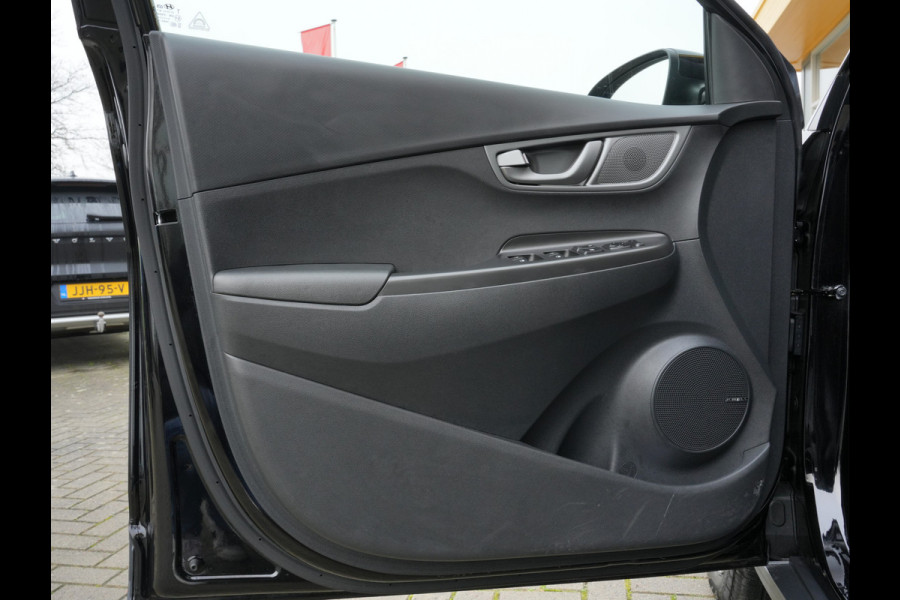 Hyundai Kona EV Comfort 64 kWh | SoH 98% | Navigatie | DAB | Adaptive Cruise