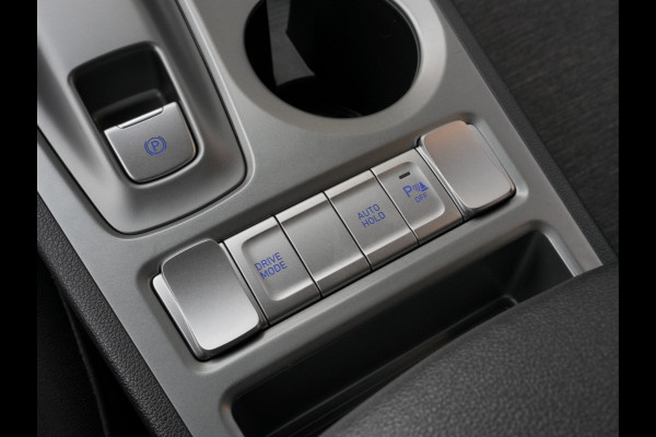 Hyundai Kona EV Comfort 64 kWh | SoH 98% | Navigatie | DAB | Adaptive Cruise