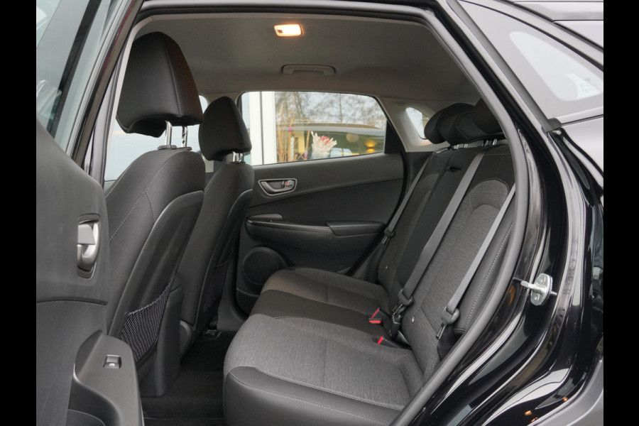 Hyundai Kona EV Comfort 64 kWh | SoH 98% | Navigatie | DAB | Adaptive Cruise