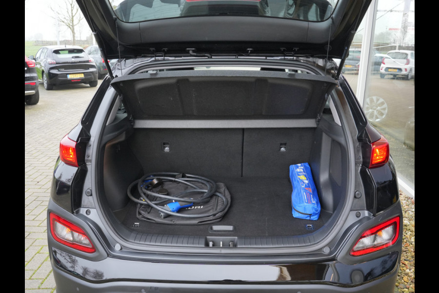Hyundai Kona EV Comfort 64 kWh | SoH 98% | Navigatie | DAB | Adaptive Cruise