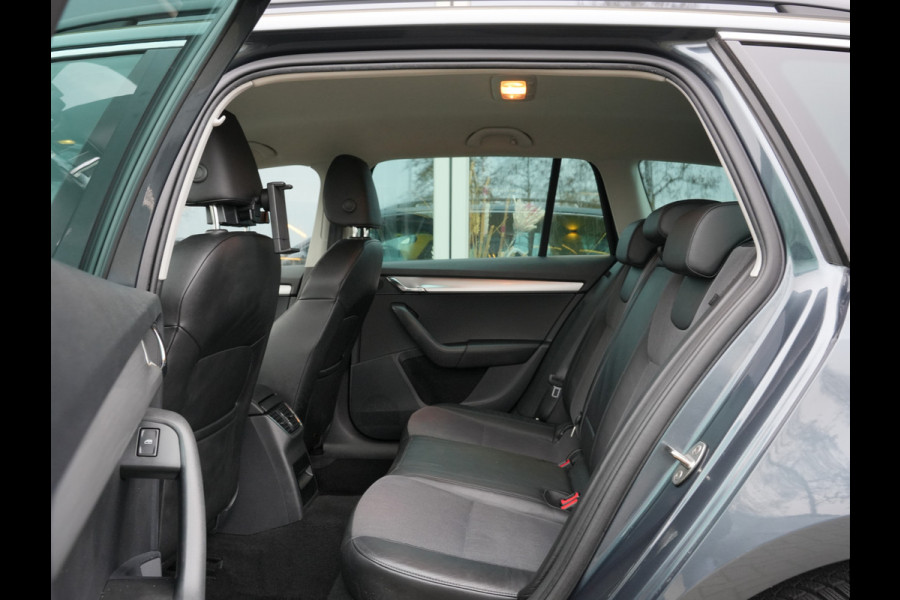 Škoda Octavia Combi 1.0 TSI Greentech Business Edition | Stoelverwarming | Climate Control | Navigatie