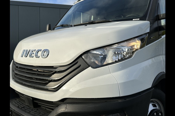 Iveco Daily 35C16H 2.3 D 157 PK / ZEER NETJES !! / HYDRAULISCHE LAADKLEP / BAKWAGEN / 73.281 KM ! / AIRCO / 3-ZITS