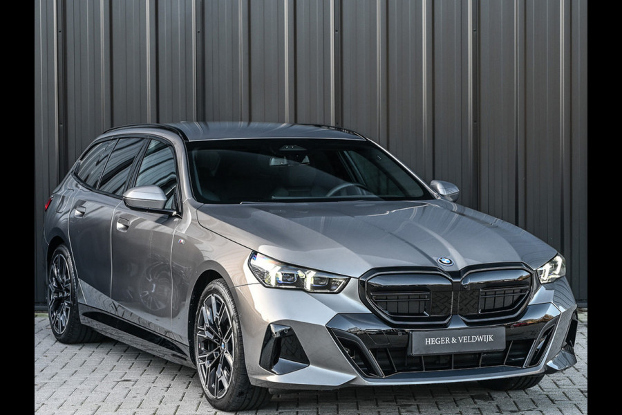 BMW 5 Serie Touring 530e XDRIVE | SHADOW LINE | M-SPORT | COMFORT ACCESS | ACTIVE CRUISE | BOWERS & WILKINS | 360 CAMERA | STUUR- EN STOELVE