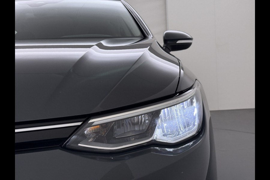 Volkswagen Golf 1.0 eTSI 111PK AUT-7 Nieuw Model Adap.Cruise Virtual Cockpit Apple Carplay Android APP-Connect Navi Ecc Pdc Life Stoel+Stuurverwarming Lmv Mirrorlink DAB Led Isofix Keyless mild hybride Complete Volkswagen Golf mild hybride!