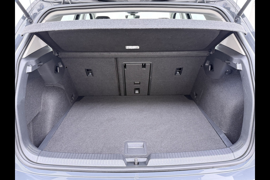 Volkswagen Golf 1.0 eTSI 111PK AUT-7 Nieuw Model Adap.Cruise Virtual Cockpit Apple Carplay Android APP-Connect Navi Ecc Pdc Life Stoel+Stuurverwarming Lmv Mirrorlink DAB Led Isofix Keyless mild hybride Complete Volkswagen Golf mild hybride!