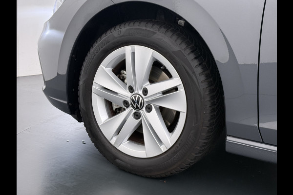 Volkswagen Golf 1.0 eTSI 111PK AUT-7 Nieuw Model Adap.Cruise Virtual Cockpit Apple Carplay Android APP-Connect Navi Ecc Pdc Life Stoel+Stuurverwarming Lmv Mirrorlink DAB Led Isofix Keyless mild hybride Complete Volkswagen Golf mild hybride!