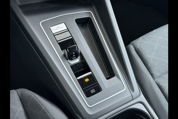 Volkswagen Golf 1.0 eTSI 111PK AUT-7 Nieuw Model Adap.Cruise Virtual Cockpit Apple Carplay Android APP-Connect Navi Ecc Pdc Life Stoel+Stuurverwarming Lmv Mirrorlink DAB Led Isofix Keyless mild hybride Complete Volkswagen Golf mild hybride!