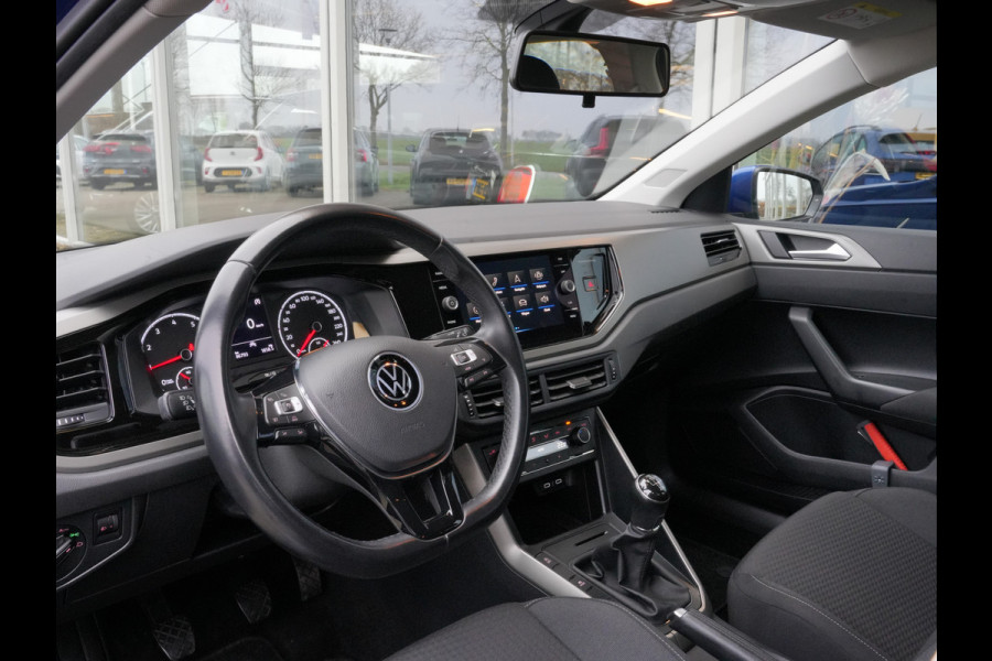 Volkswagen Polo 1.0 TSI Comfortline Business | Navigatie | DAB | Climate Control | Android/Apple Carplay