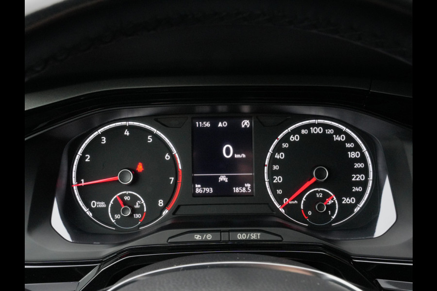 Volkswagen Polo 1.0 TSI Comfortline Business | Navigatie | DAB | Climate Control | Android/Apple Carplay