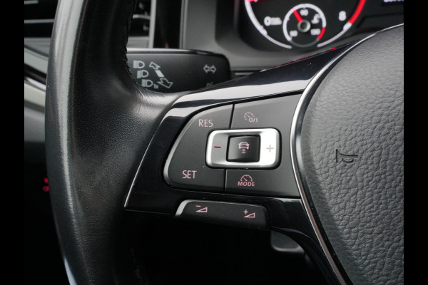 Volkswagen Polo 1.0 TSI Comfortline Business | Navigatie | DAB | Climate Control | Android/Apple Carplay