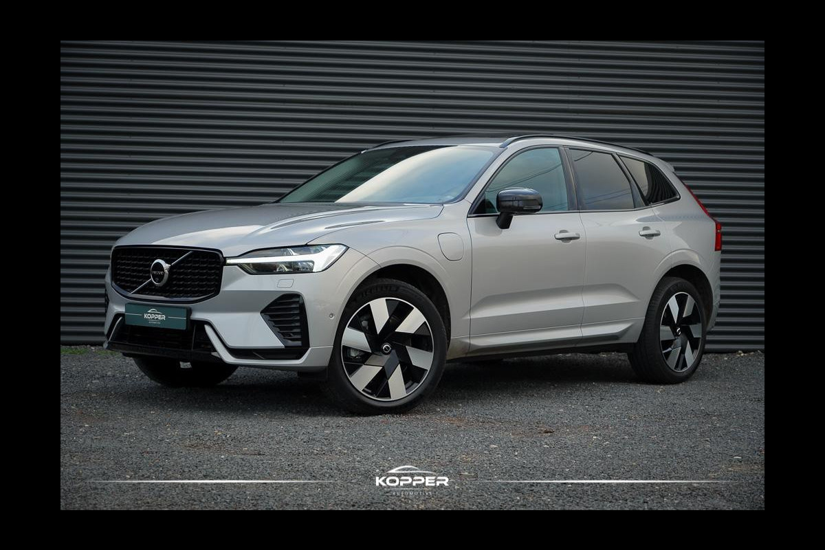 Volvo XC60 2.0 T6 Plug-in hybrid AWD Plus Dark / Pano / Trekhaak / Stoel&Stuurwielverwarming