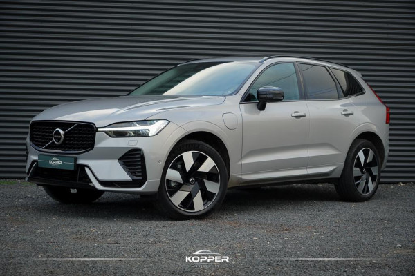 Volvo XC60 2.0 T6 Plug-in hybrid AWD Plus Dark / Pano / Trekhaak / Stoel&Stuurwielverwarming