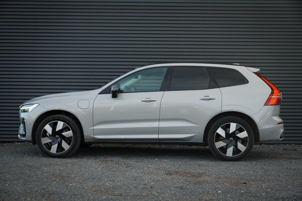 Volvo XC60 2.0 T6 Plug-in hybrid AWD Plus Dark / Pano / Trekhaak / Stoel&Stuurwielverwarming