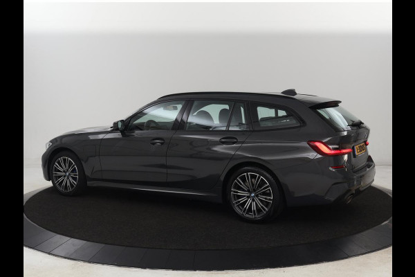 BMW 3-serie 330e M Sport | Leder | Stoelverwarming | Carplay | Sportstoelen | Laserlicht | Live Cockpit | Sfeerverlichting | Navigatie | Parkeerhulp | Climate control | Bluetooth | Cruise control