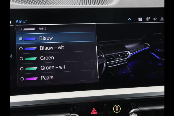 BMW 3-serie 330e M Sport | Leder | Stoelverwarming | Carplay | Sportstoelen | Laserlicht | Live Cockpit | Sfeerverlichting | Navigatie | Parkeerhulp | Climate control | Bluetooth | Cruise control